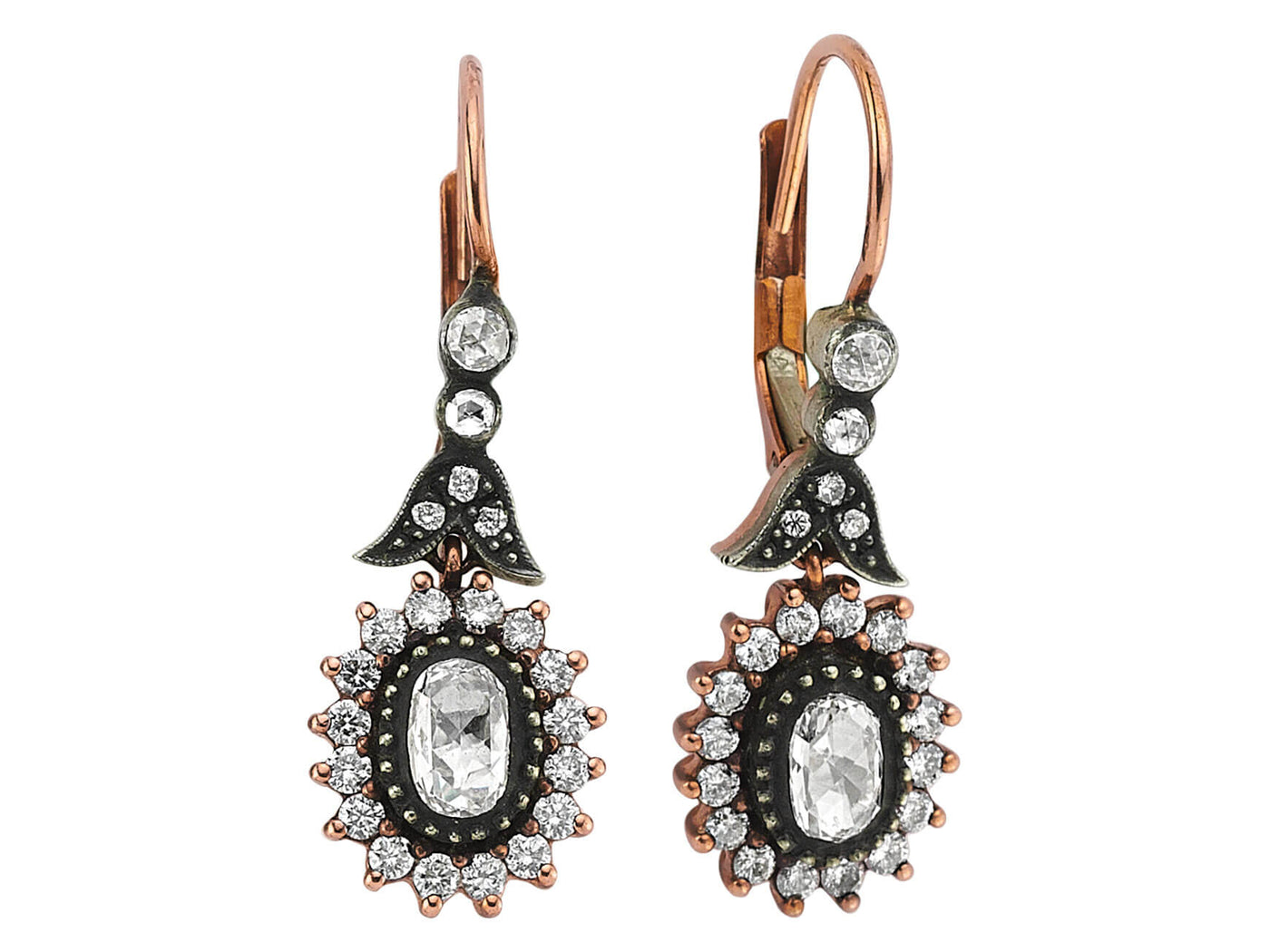 Antique earrings with oval old-cut diamonds & brilliant-cut diamonds made of 333 rose gold