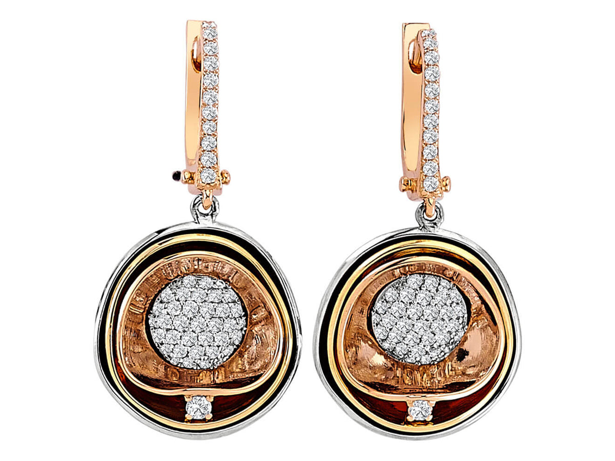 14 ayar altından laboratuvarda üretilmiş pırlantalı pavé küpeler - Rosy Lab Diamonds’tan yüksek kaliteli Mücevher