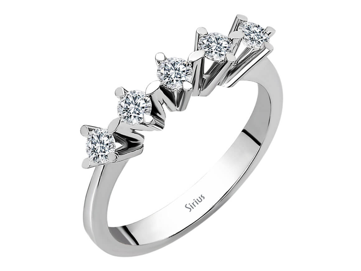 5 laboratuvar üretimi pırlantalı, 0,45 ct, 14K Beyaz Altın stilinde yarım eternity yüzük - Rosy Lab Diamonds’tan yüksek kaliteli Mücevher