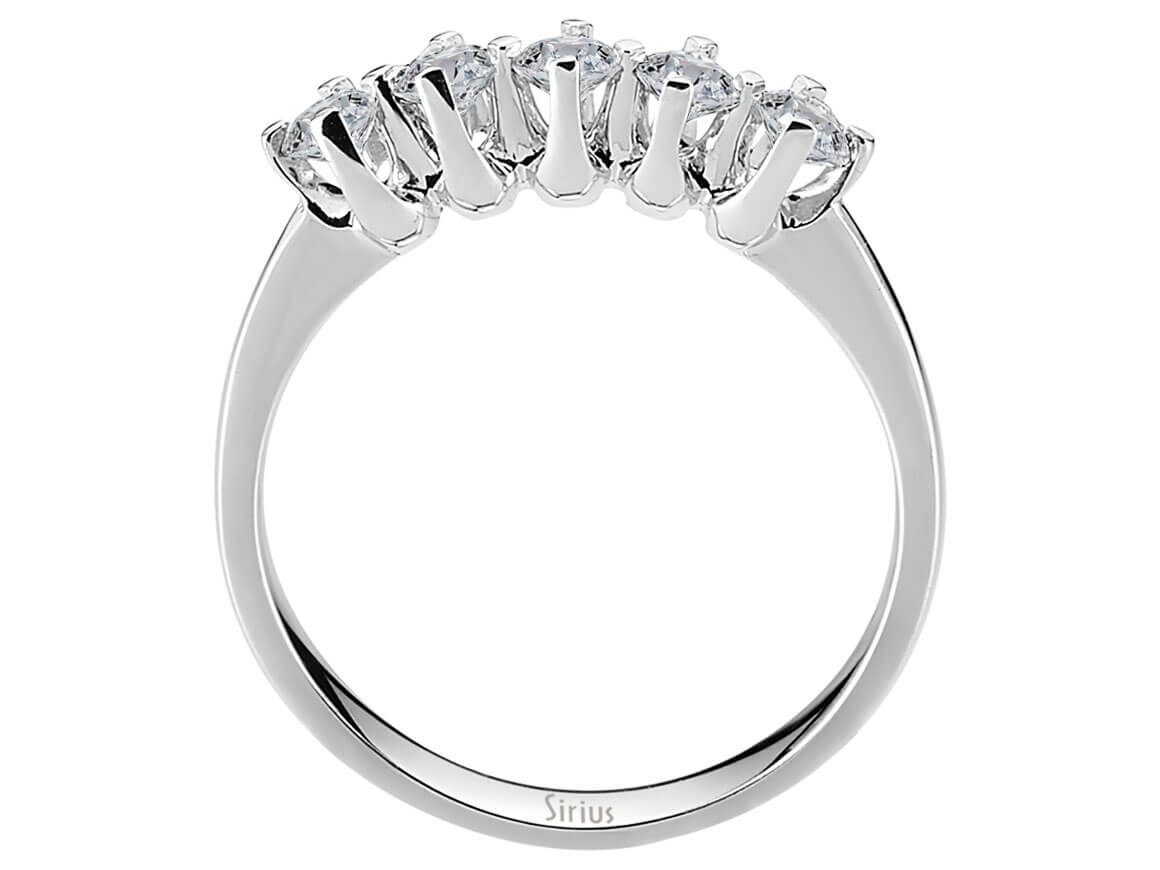 Elegant five-stone ring with 0.58 ct round diamonds | 14K gold - fine Jewelry by Rosy Lab Diamonds