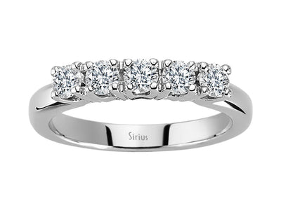Exquisiter 5-Stein-Ring mit rund geschliffenen laborgezüchteten Diamanten in 14K Weißgold