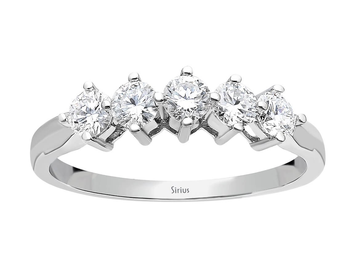 Weißgoldring mit 5 laborgezüchteten Diamanten in Rundschliff