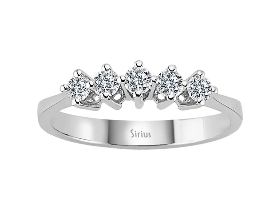 Zarter Fünfstein-Ring mit 0,34 ct Labordiamanten in 14K Weißgold