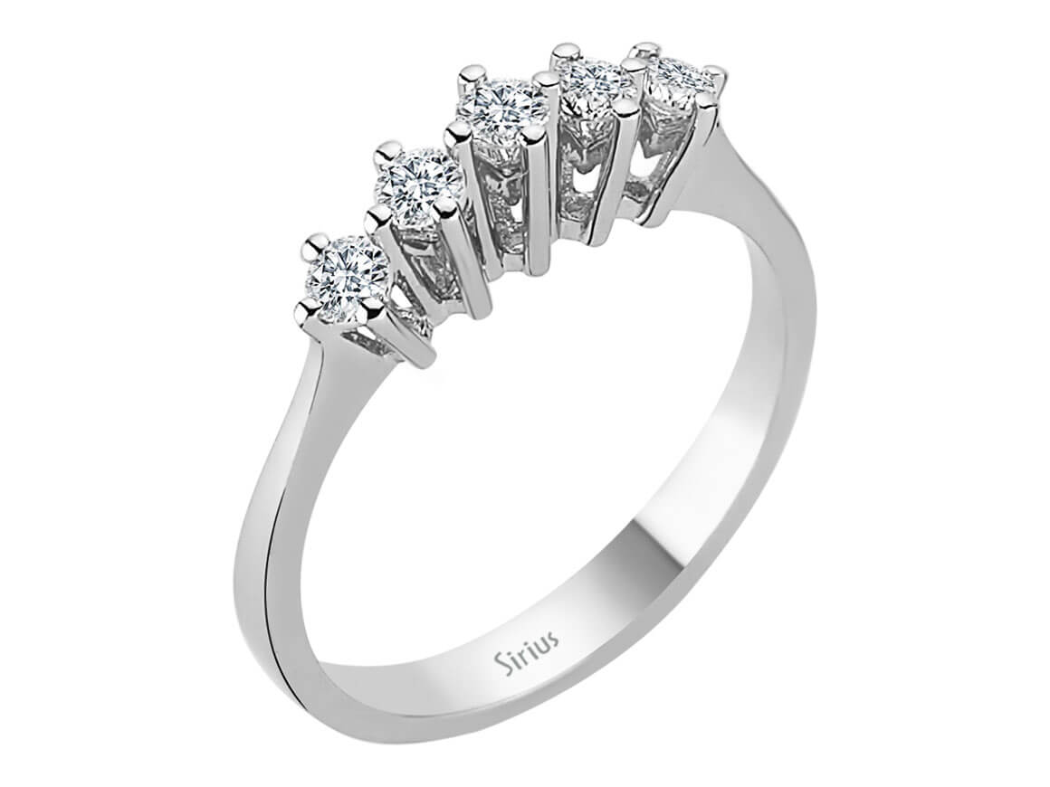 Délicat anneau à 5 pierres avec 0,34 ct de diamants de laboratoire – Or Blanc 14 K – Bijoux haut de gamme de Rosy Lab Diamonds