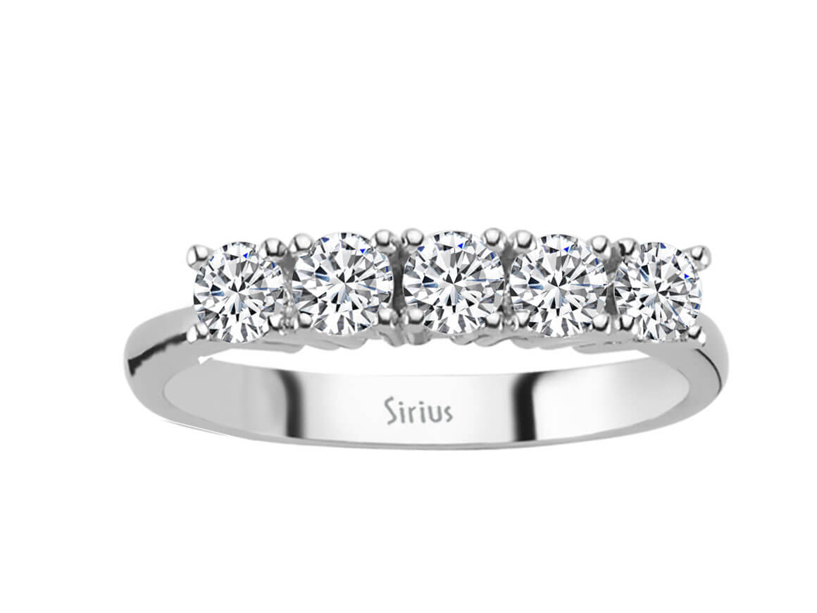 5-Steine-Ring aus 18K Weißgold mit 0,74 ct Labordiamanten