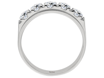 Eleganter 5-Stein Rundschliff Diamantring aus 14 Karat Weißgold