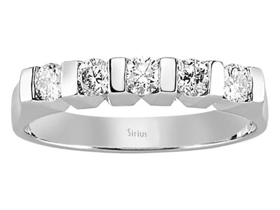 Klassischer 5-Stein Rundschliff Diamantbandring in 14 Karat Weißgold