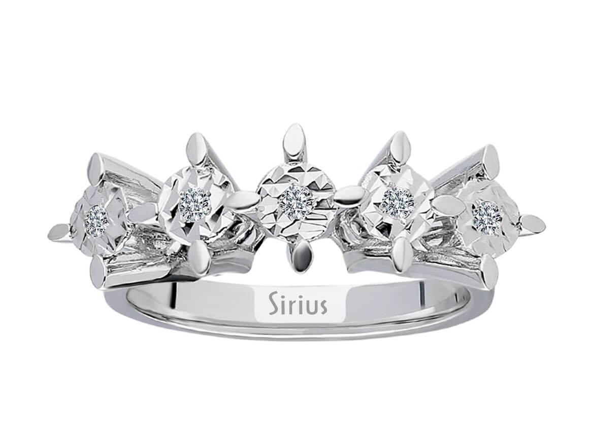 Ring with 5 round diamonds, each 0.07 carat, 8K white gold