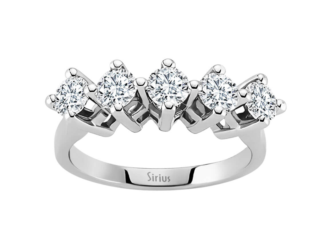 Klassischer Weißgoldring mit 5 Labordiamanten im Brillantschliff