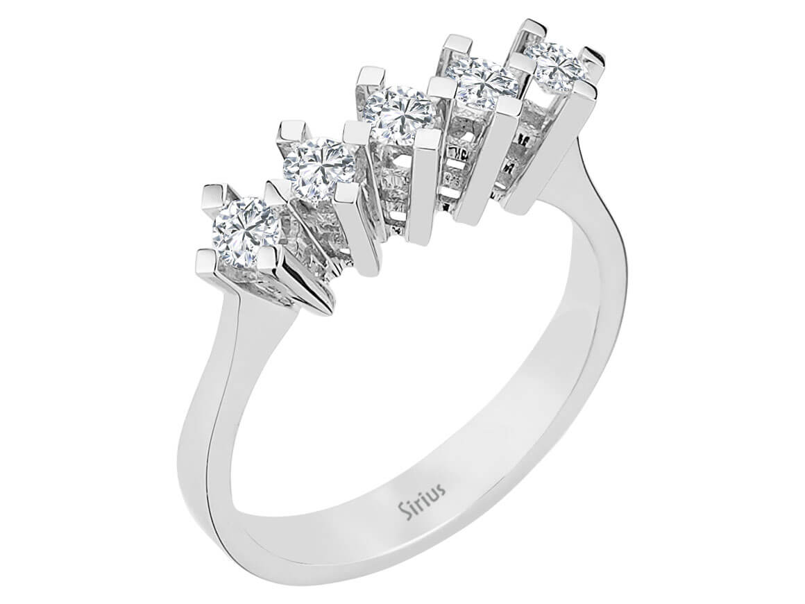 Weißgold-Ring mit 5 laborgezüchteten Diamanten im Rundschliff, 0,41 Karat