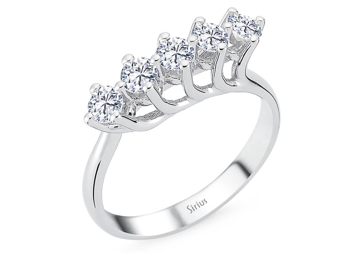 14K White Gold Ring with 5 Round Diamonds – Elegant 2.84 Carat Diamond Ring