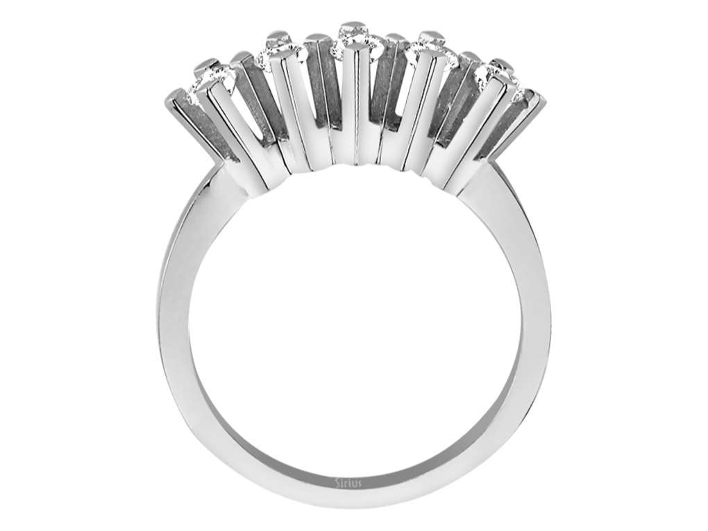 5-Stein Diamantring aus 14K Weißgold – Klassisch & Elegant