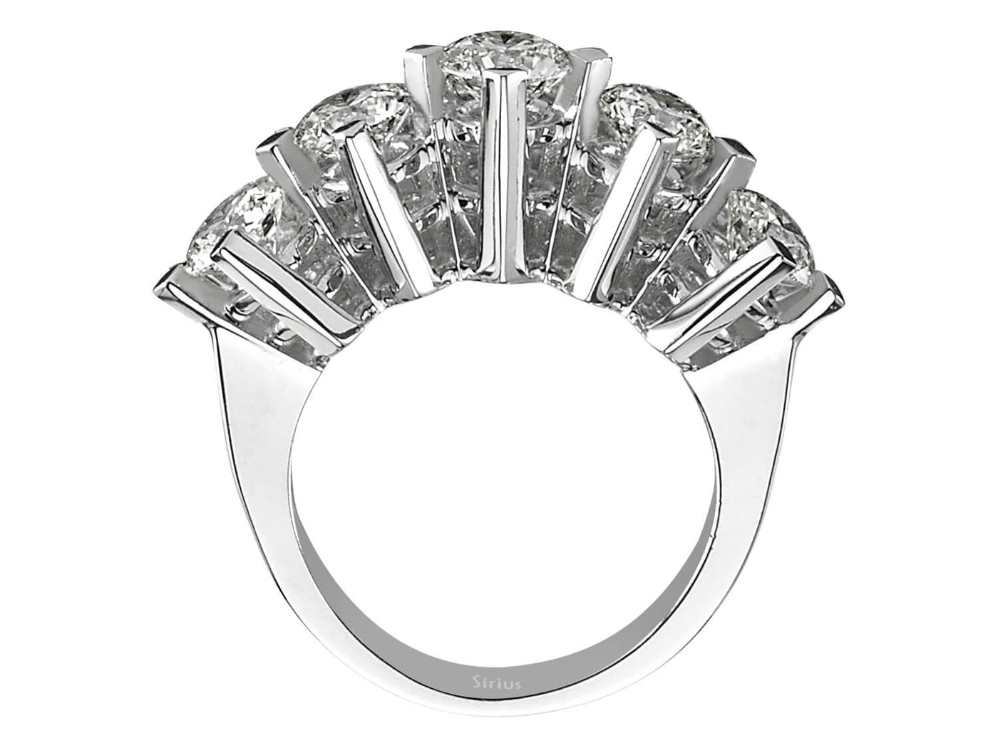 Weißgold-Ring mit 1 laborgezüchteten Diamant 0,54 Karat und 4 laborgezüchteten Diamanten 1,83 Karat