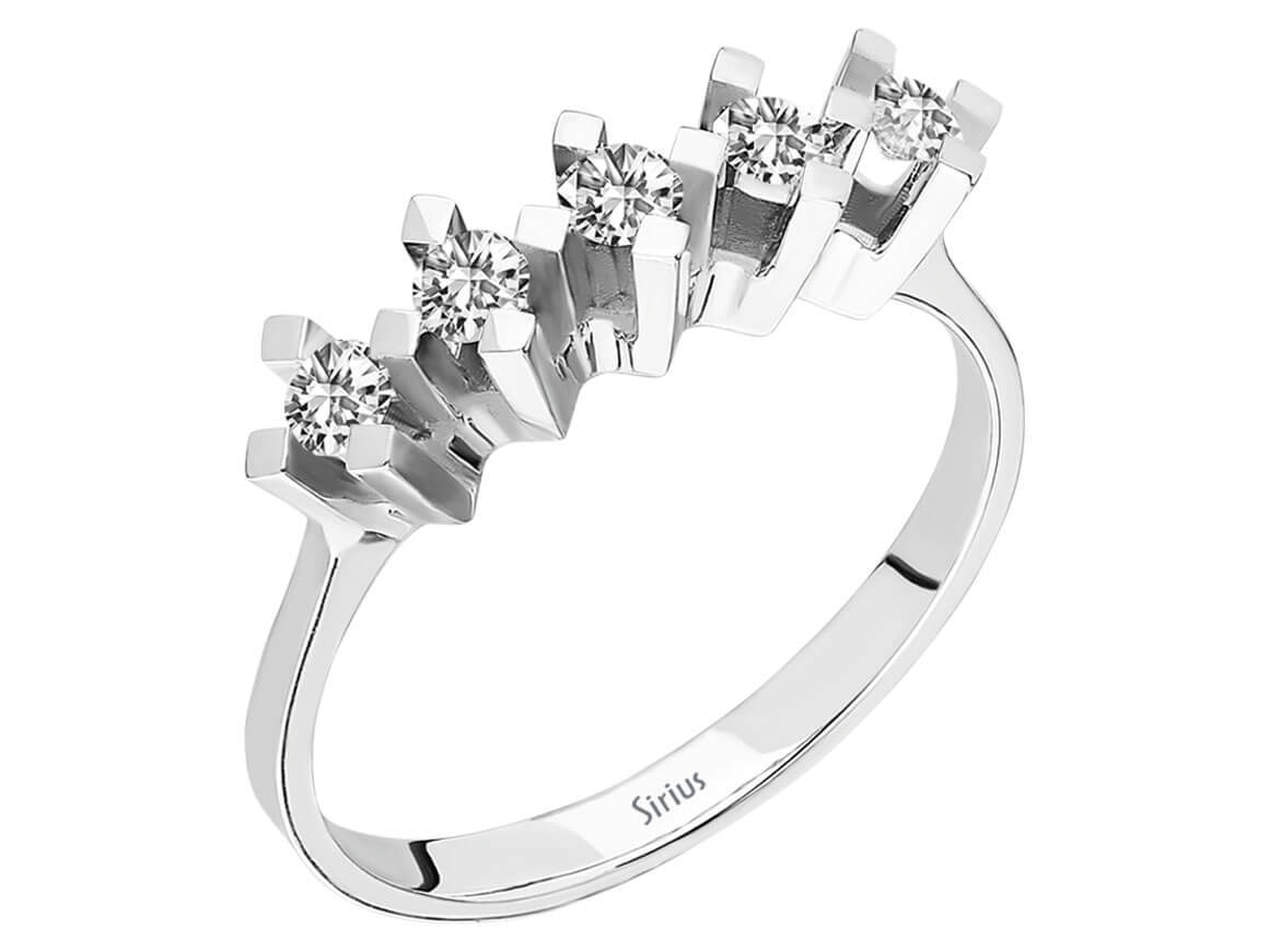 5-stone ring with 0.35 ct lab diamonds – 8K white gold