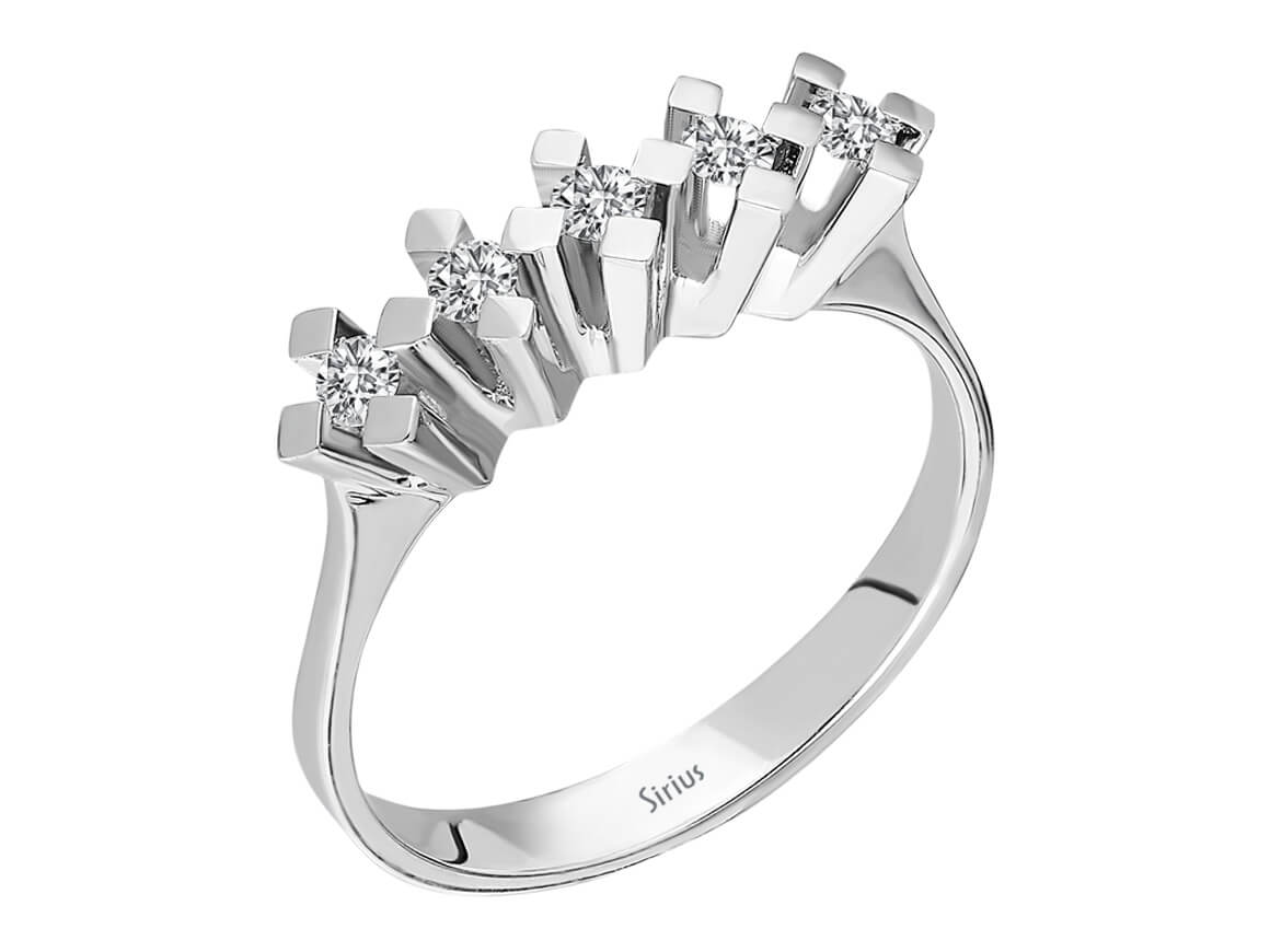 Elegant 5-stone ring with 0.22 ct lab diamonds – 8K white gold