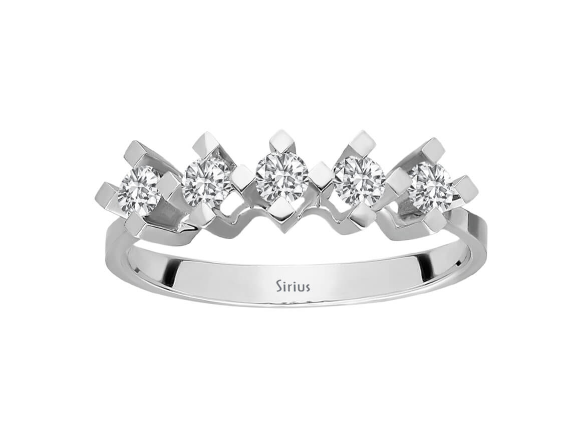 Diamond ring with 5 stones – 0.40 ct – 14K white gold