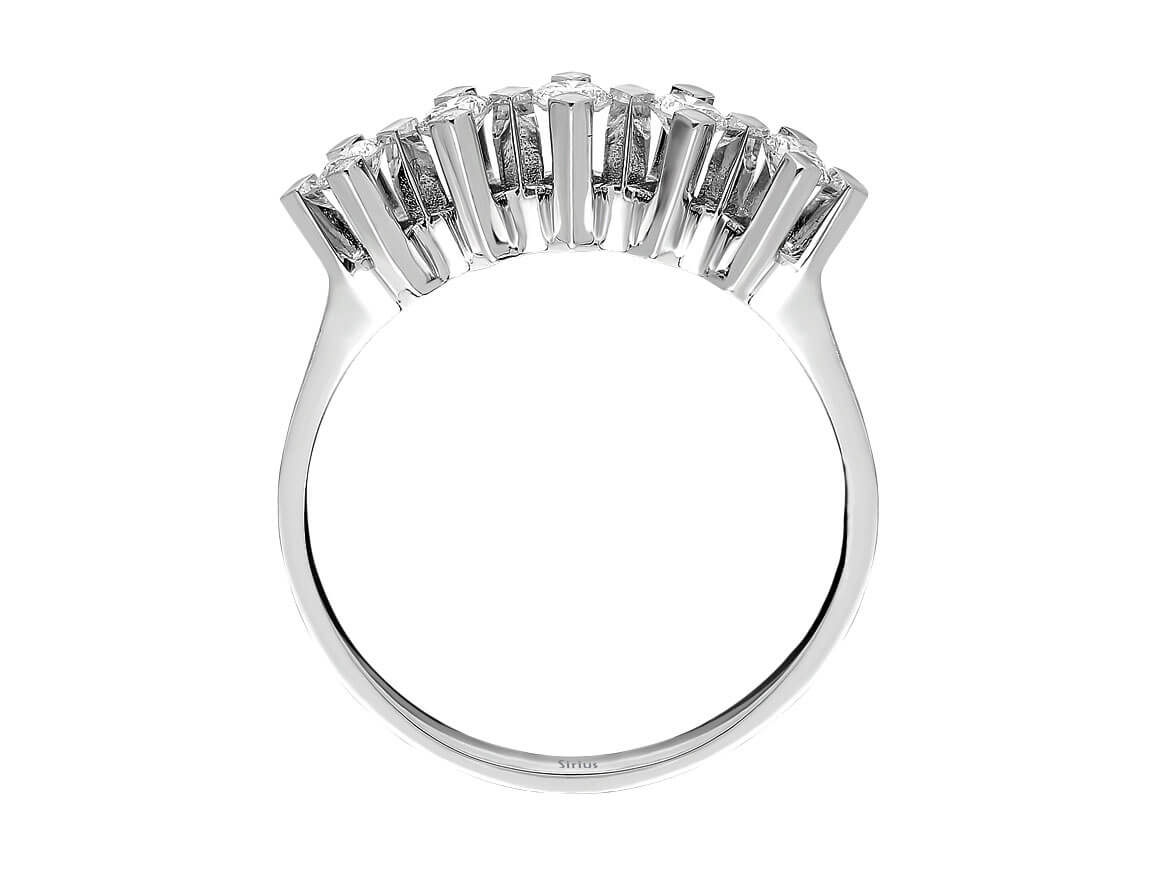 Klassischer 5-Stein-Diamantring aus 14K Gold - Brillanter Look - hochwertiger Schmuck von Rosy Lab Diamonds