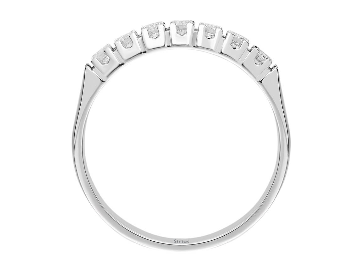 Zeitloser 7-Stein Rundschliff Diamantbandring in 14 Karat Weißgold