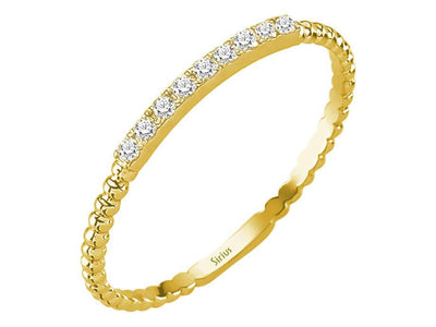 Feiner Diamantring mit 9 laborgezüchteten Steinen aus 8K Gelbgold