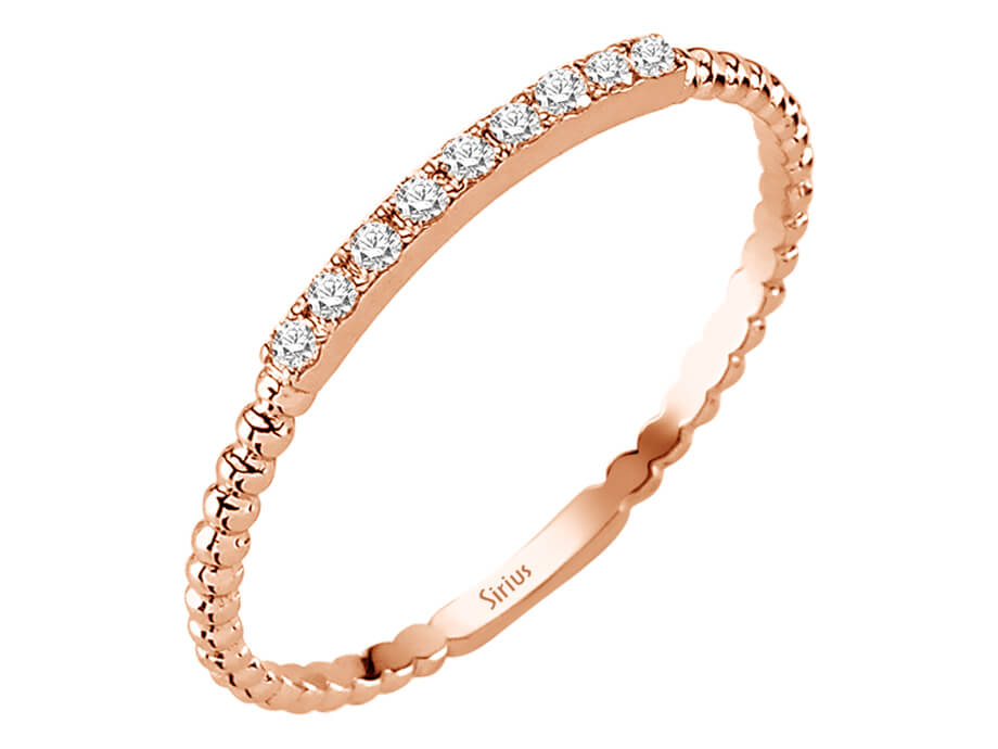 Feiner Diamantring mit 9 laborgezüchteten Steinen aus 8K Roségold