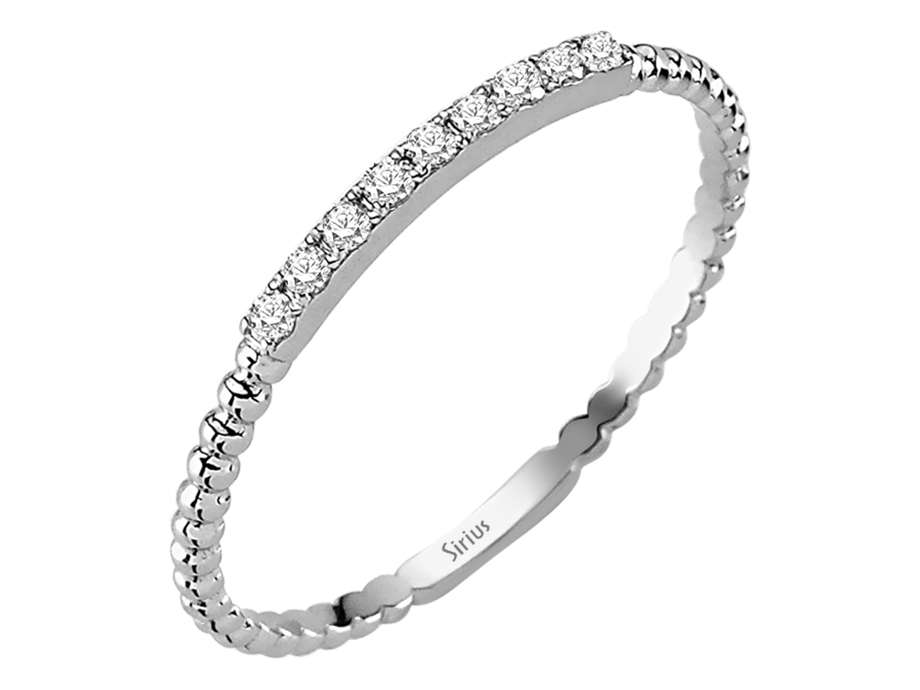 Filigraner Diamantring mit 9 laborgezüchteten Steinen aus 8K Weißgold