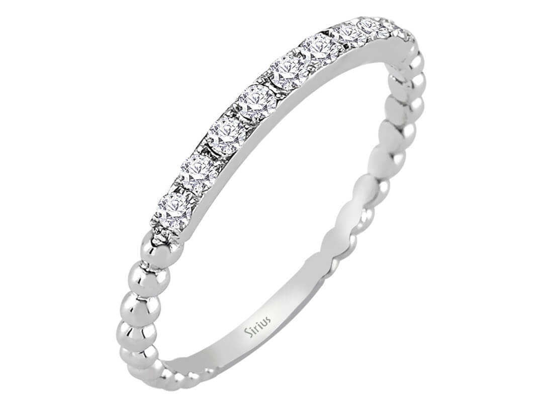 Gravürlü pembe altın yüzük ve 9 laboratuvar elması | 14 ayar Zarif ve Şık - Rosy Lab Diamonds’tan yüksek kaliteli Mücevher