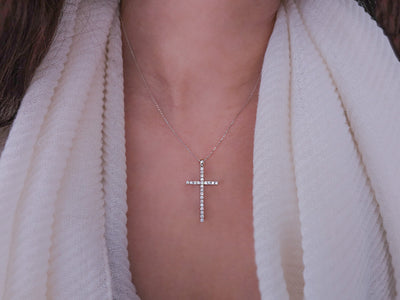 Large cross necklace with 23 lab diamonds in 14K white gold – 17P0005