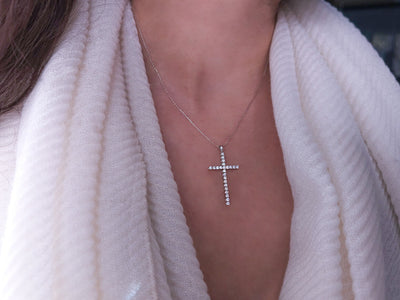 Large cross necklace with 23 lab diamonds in 14K white gold – 17P0005