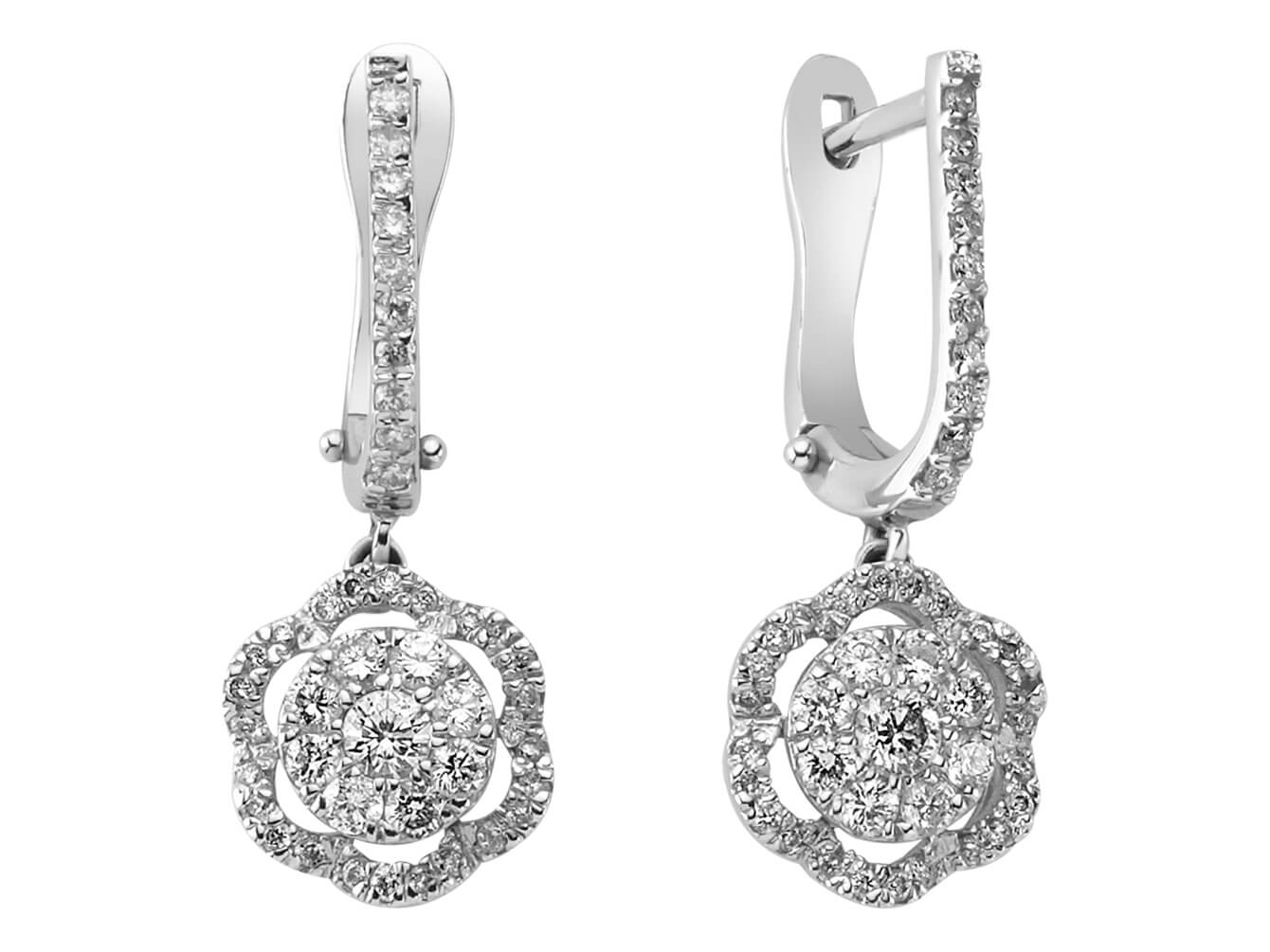 Flower-shaped earrings with lab diamonds made of 585 white gold