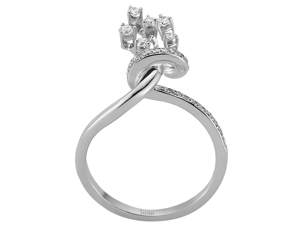 Bague en or blanc ornée de 26 diamants de laboratoire au design Bouquet de lumière | 8K – Bijoux haut de gamme de Rosy Lab Diamonds