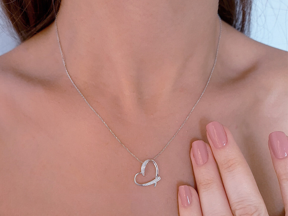 Pendentif cœur avec diamants | Or Blanc 8 carats | 04P0075 - Bijoux haut de gamme de Rosy Lab Diamonds