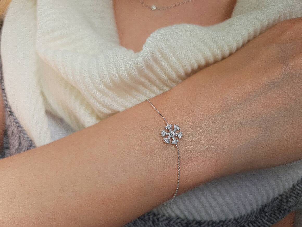 Zartes Schneeflockenarmband mit 37 lab-grown Diamanten – 14K Weißgold