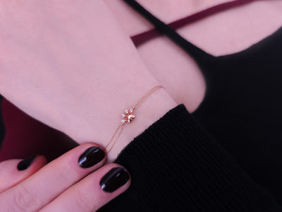 Zartes Armband mit Herz- und Pfotendesign sowie 4 lab-grown Diamanten