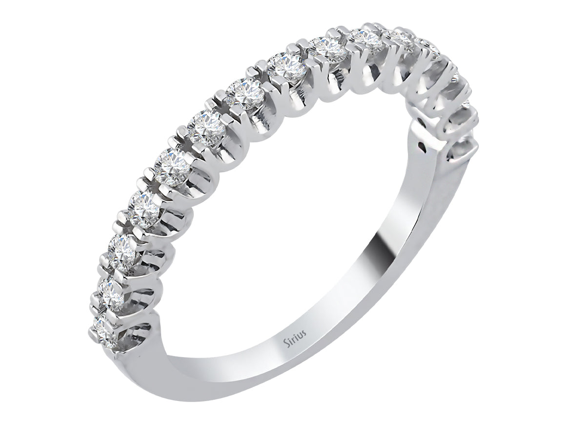 Bague demi-jonc Stella Secundus – 15 diamants de laboratoire en Or Blanc 14 carats | Luxe discret – bijoux haut de gamme de Rosy Lab Diamonds