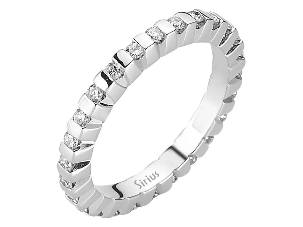 Bague éternité moderne en Or Blanc 14 carats avec 26 diamants de laboratoire – Style durable – Bijoux haut de gamme de Rosy Lab Diamonds