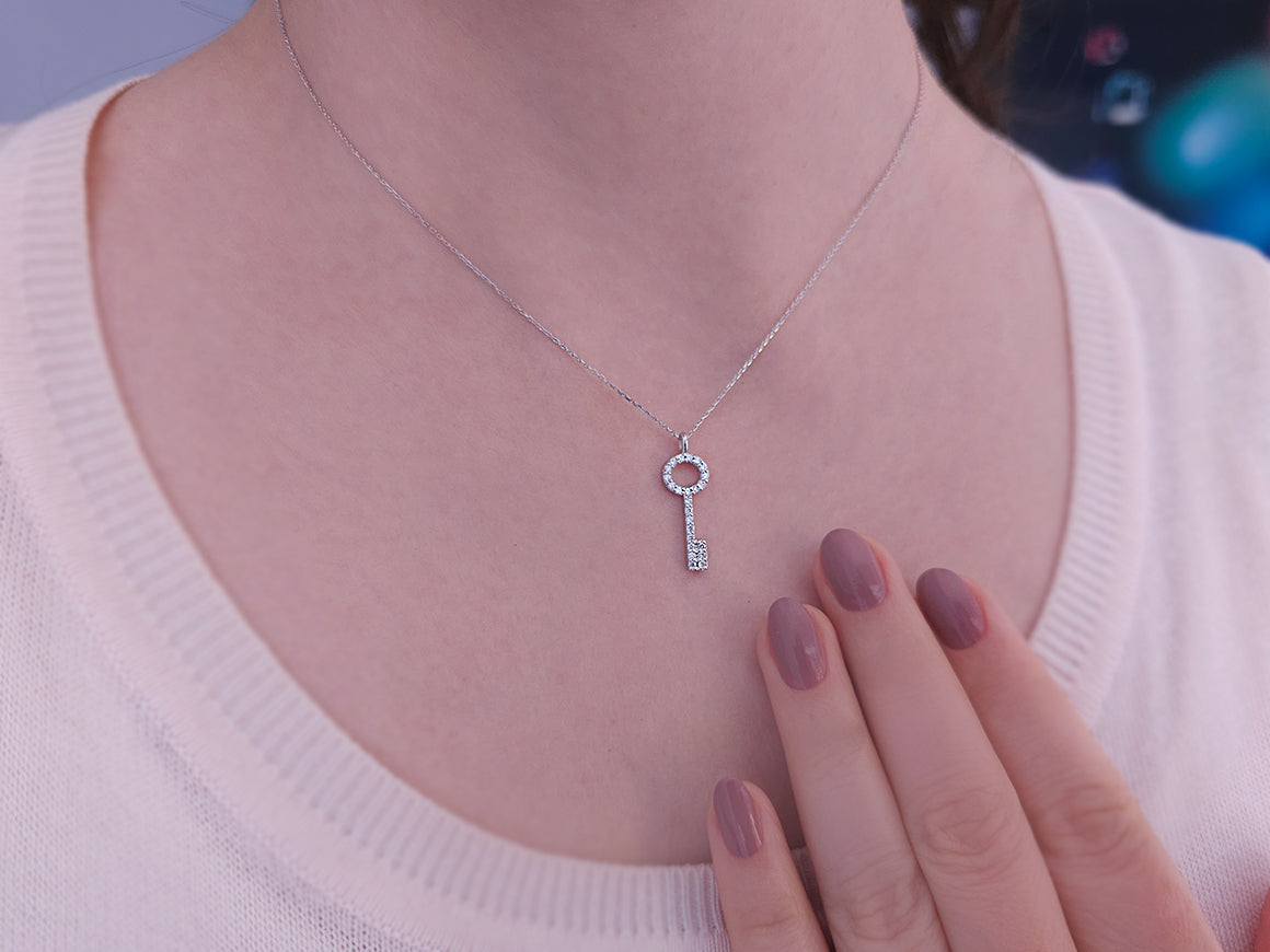 Schlüssel-Anhänger mit Labor-Diamanten | 14K Weißgold | 0,27 ct - hochwertiger Schmuck von Rosy Lab Diamonds