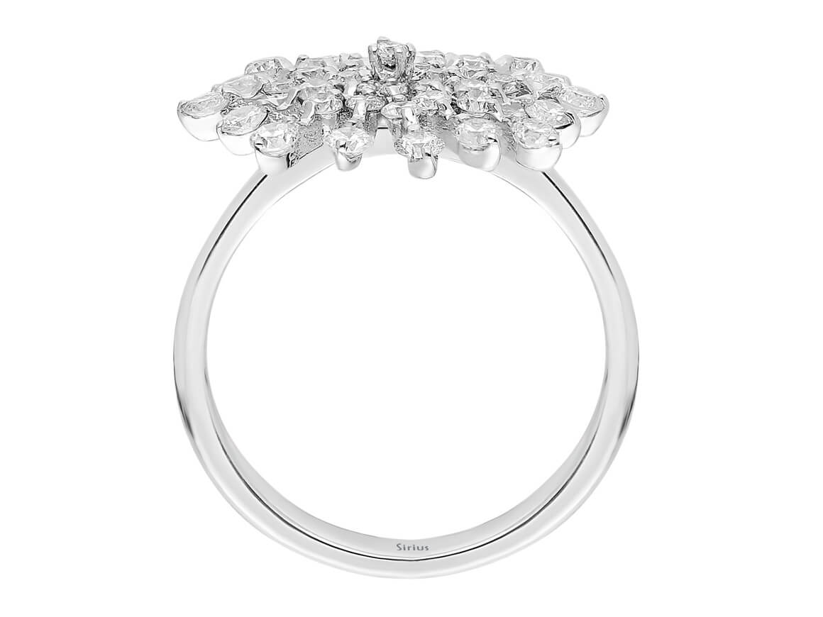Auffälliger Schneeflocken-Ring mit 41 rund geschliffenen Labor-Diamanten