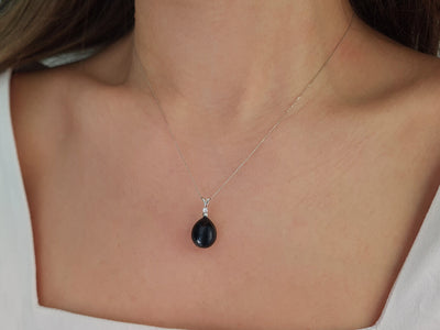 Pendant with black drop pearl and lab-grown diamond – 14K white gold
