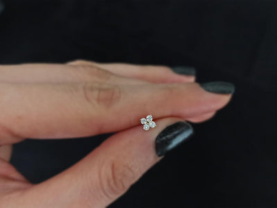 Élégant piercing de nez avec diamant de laboratoire en or jaune 585