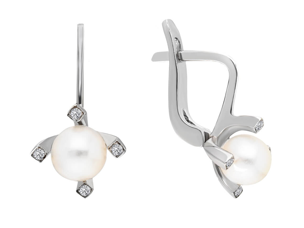 Boucles d'oreilles design en perles avec 8 diamants en or blanc 333