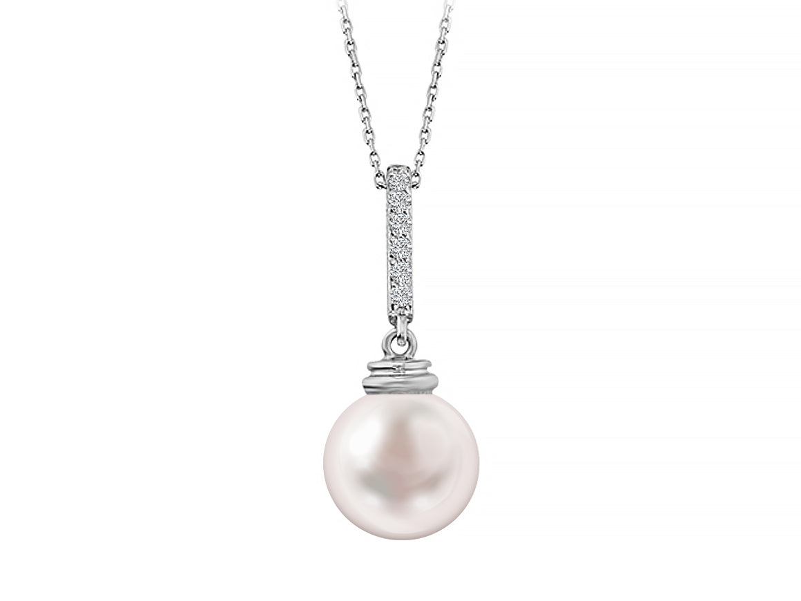 Elegant pearl necklace with diamond setting (0.08 ct) – 14K white gold
