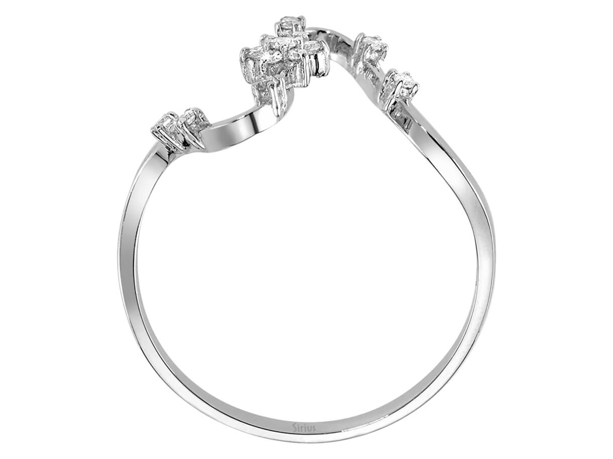 Bague en diamant Kardelen au design cœur - 13 pierres - 0,15 ct | Or Blanc 8 carats - Bijoux haut de gamme de Rosy Lab Diamonds