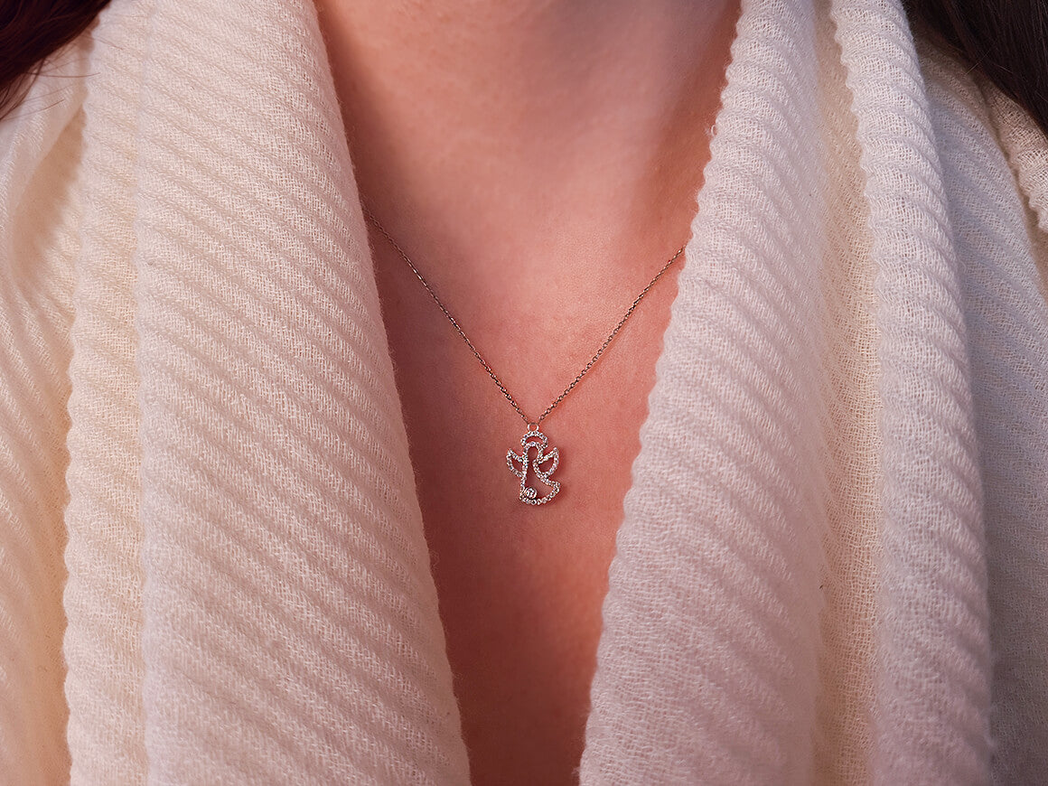 Eleganter Engelsanhänger mit 46 laborgezüchteten Diamanten - 8 Karat Gold - hochwertiger Schmuck von Rosy Lab Diamonds