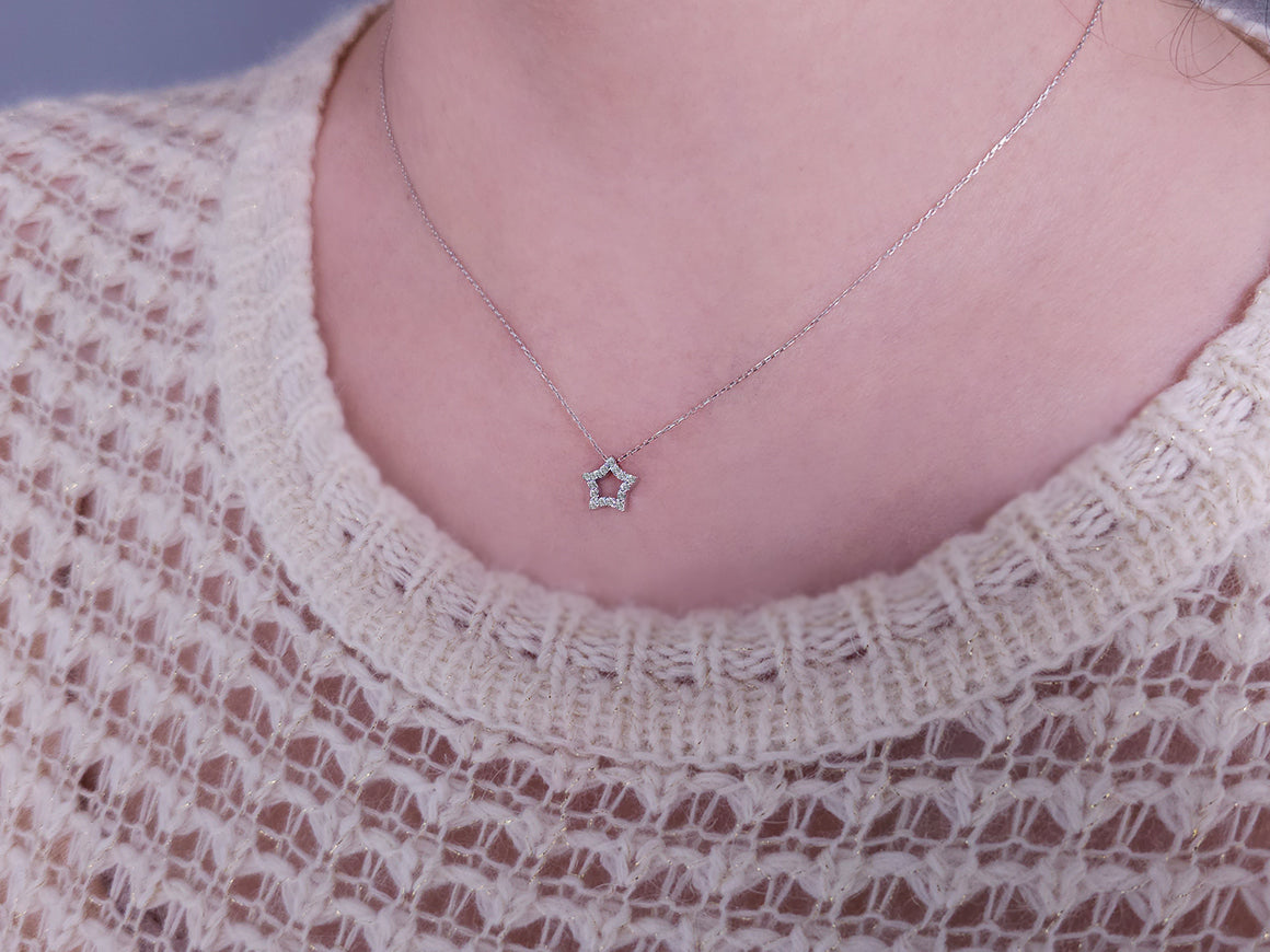 15 laboratuvarda yetiştirilmiş elmaslı ışıltılı yıldız kolye ucu - 8 ayar altın - Rosy Lab Diamonds’tan yüksek kaliteli Mücevher