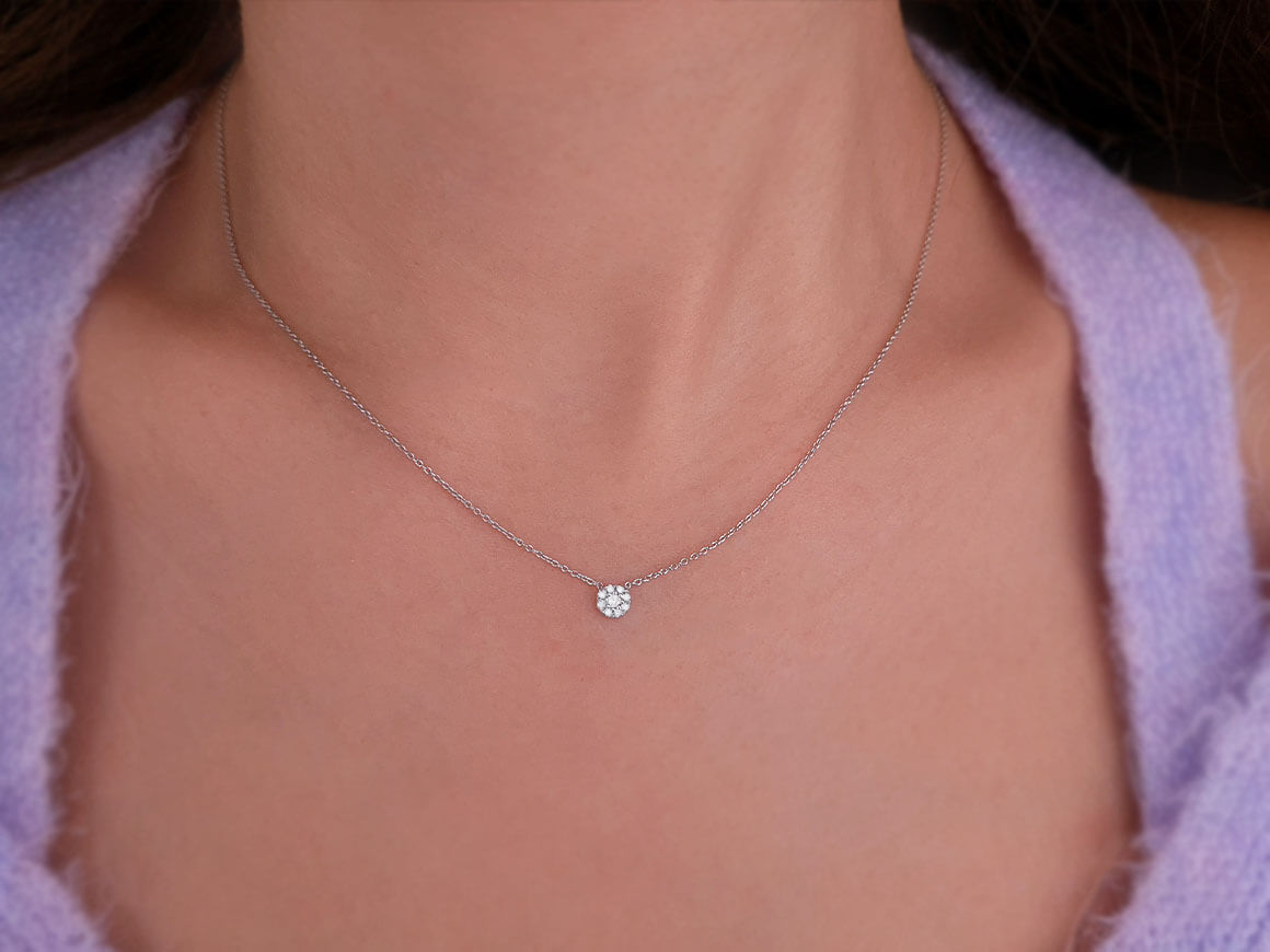 Pendentif « Nira » avec diamants de laboratoire – Or Blanc 8K | Bijoux élégants – bijoux haut de gamme de Rosy Lab Diamonds
