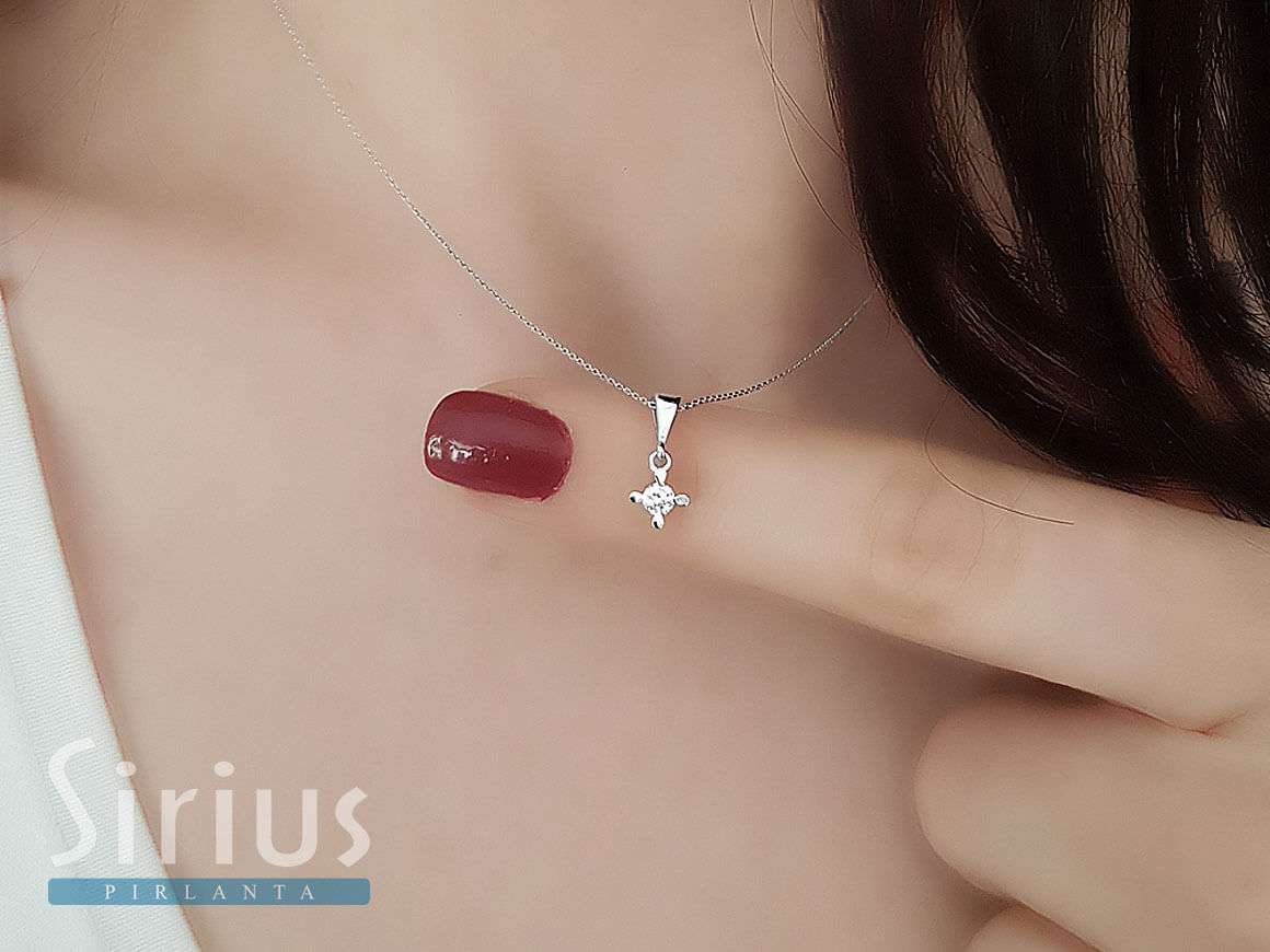 Pendentif solitaire avec Diamant - Or Blanc 14 carats - Bijoux haut de gamme de Rosy Lab Diamonds