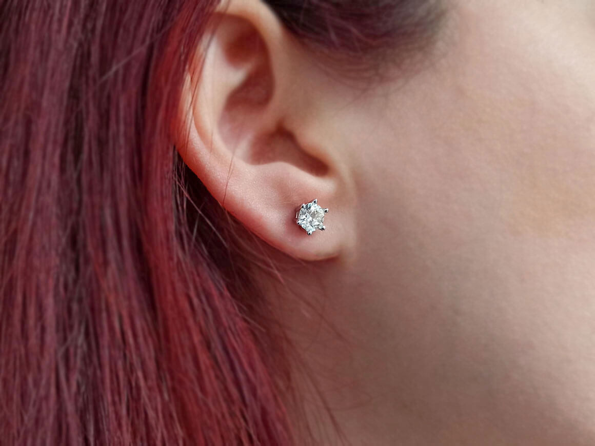 1,40 ct 585 Beyaz Altın Pırlanta Pimli Küpe - Rosy Lab Diamonds'tan yüksek kaliteli Mücevher