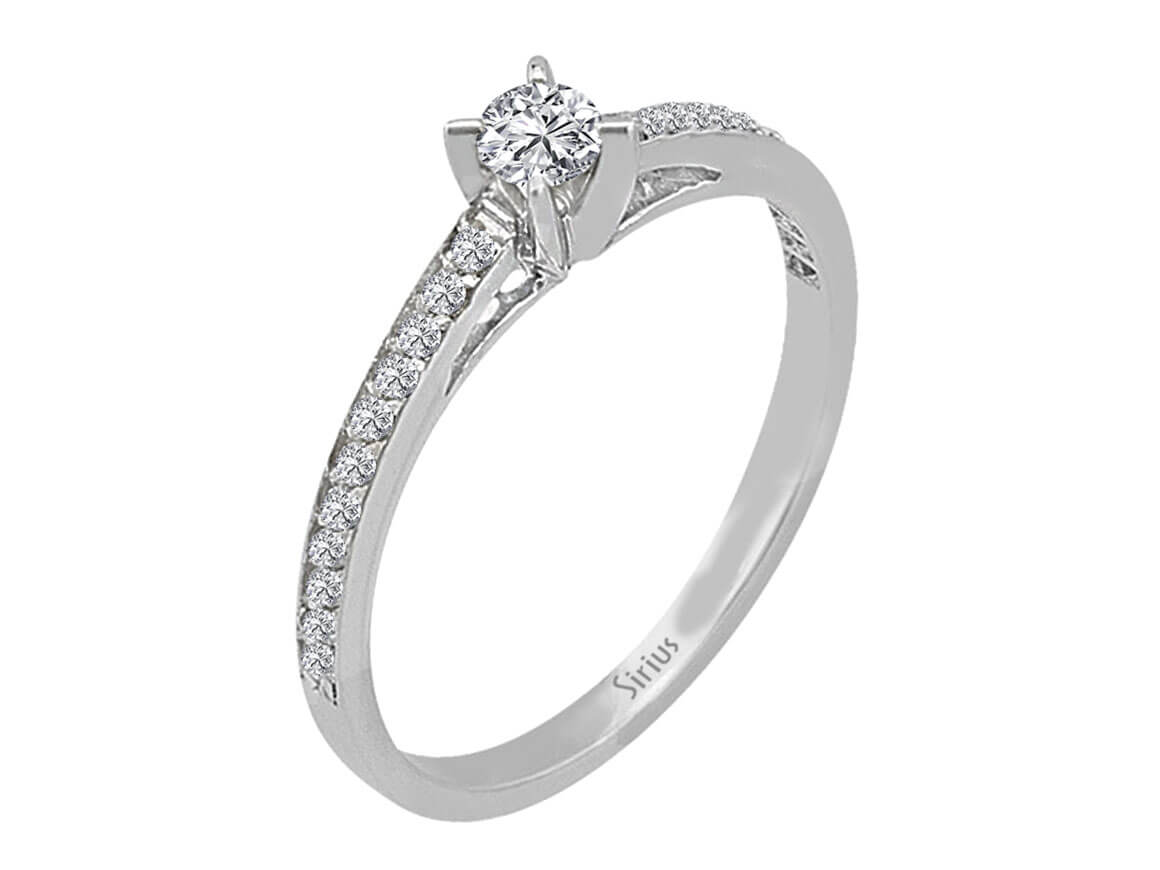 Elegant diamond eternity ring with lab-grown diamonds - 14-karat gold - high-quality jewelry from Rosy Lab Diamonds