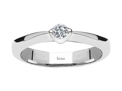 Modern solitaire ring with lab-grown diamond in white gold