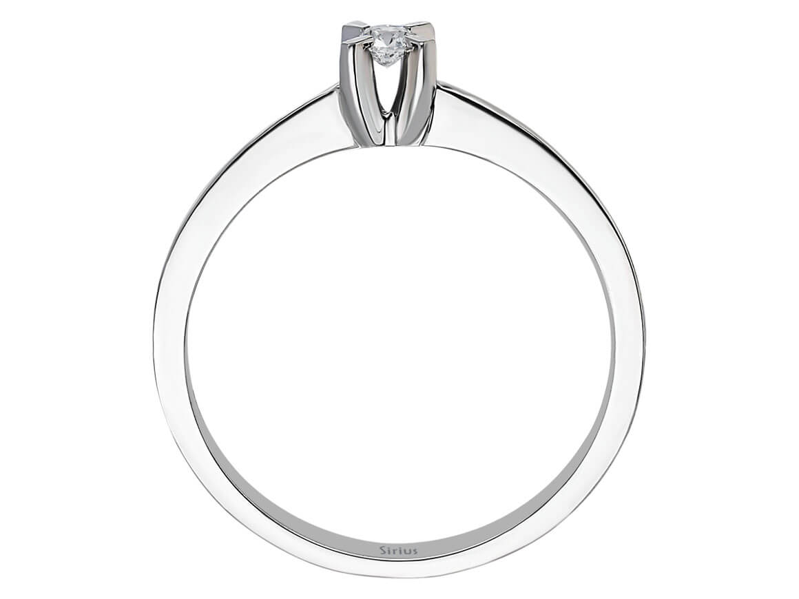 Zarter Solitär-Ring mit 0,07 ct rundem laborgezüchtetem Diamanten in 8K Weißgold